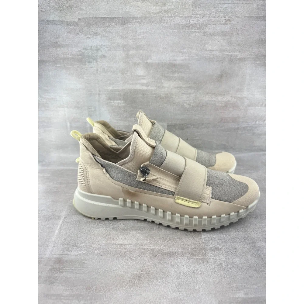 ECCO ST.1 Hybrid Lite Women Beige Grey Leather Suede Slip On Sneakers Size 38